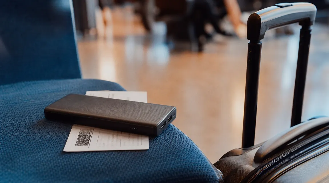 INIU 45W Power Bank vs Anker 521: Which Travel Charger Is Worth Your Bag Space?